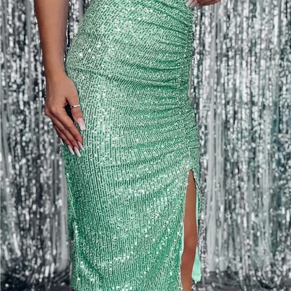 NWOT April Sky Mint Green Sequin Skirt - Picture 3 of 6